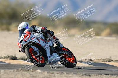 media/Dec-07-2025-CVMA (Sun) [[3e7d2de5dc]]/Race 12- Formula 40 MW and LW/